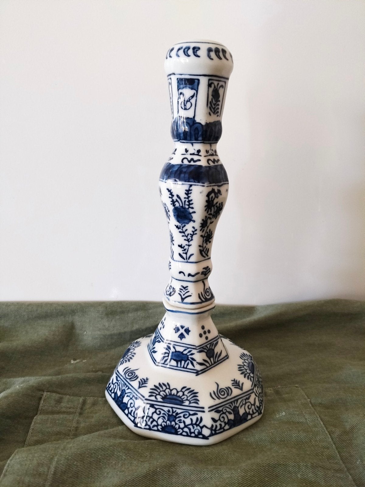 Delfts Blauwe Kandelaar &Klevering & Rijksmuseum, Antiek en Kunst, Antiek | Kandelaars, Ophalen of Verzenden, Keramiek of Aardewerk