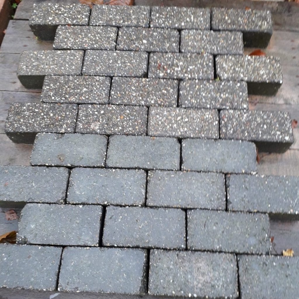 Gezocht: Beton klinkers, Tuin en Terras, Tegels en Klinkers, Ophalen, Gebruikt, Klinkers, 10 m² of meer