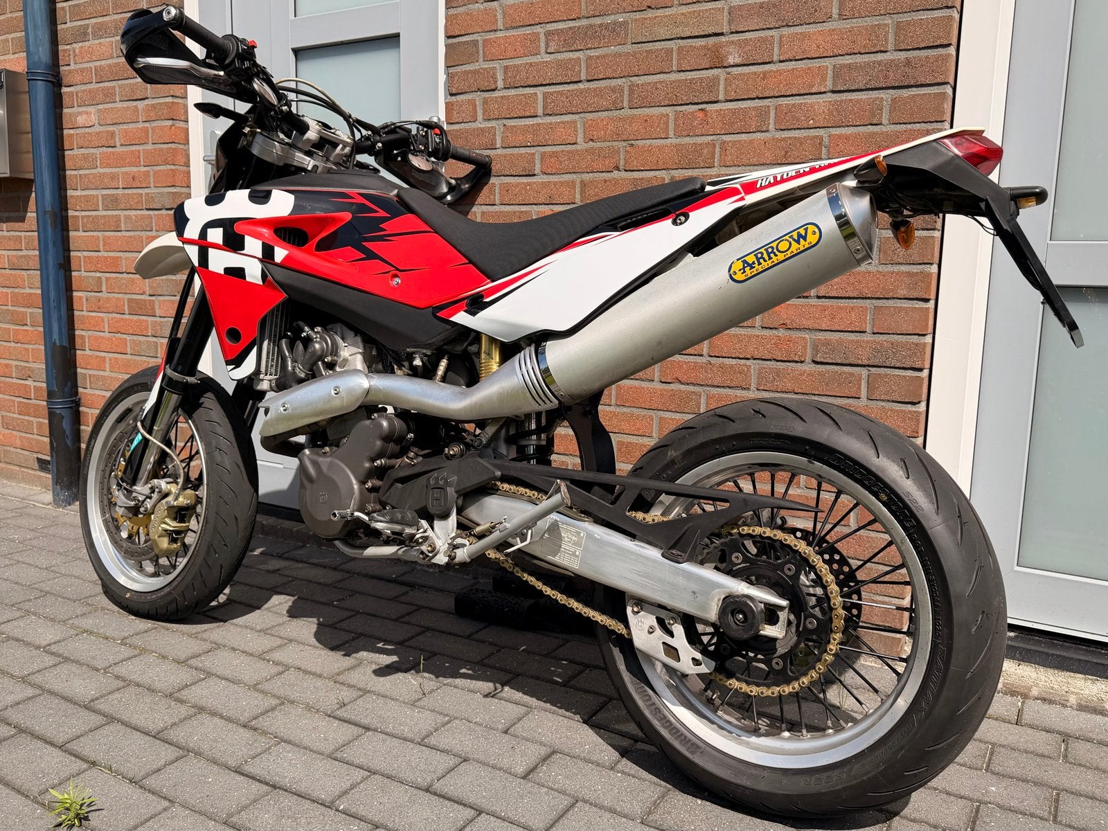Husqvarna 610 Supermoto - Nieuwe banden en kettingset, Gebruikt, Particulier, Meer dan 35 kW, Minimaal motorrijbewijs A2