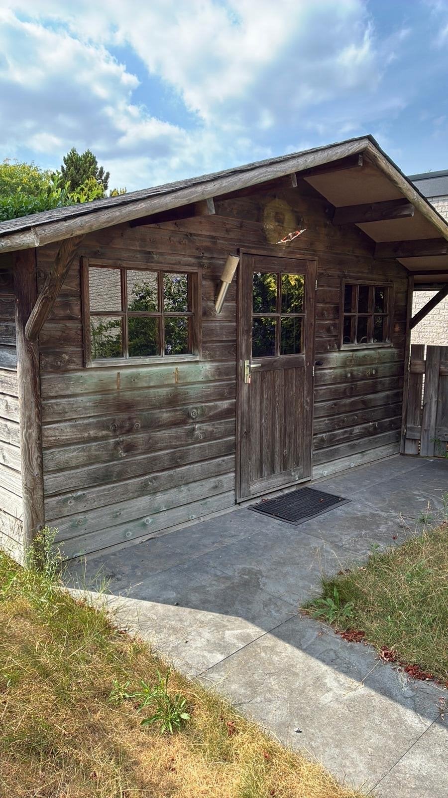 Zeer goedkoop!  Degelijk houten tuinhuis. Snel ophalen, Ophalen, Tuinhuis, 250 tot 500 cm, 2 ramen
