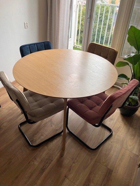 Jysk Kalby - licht eiken eettafel, Ophalen, Zo goed als nieuw, Vier personen, 100 tot 150 cm