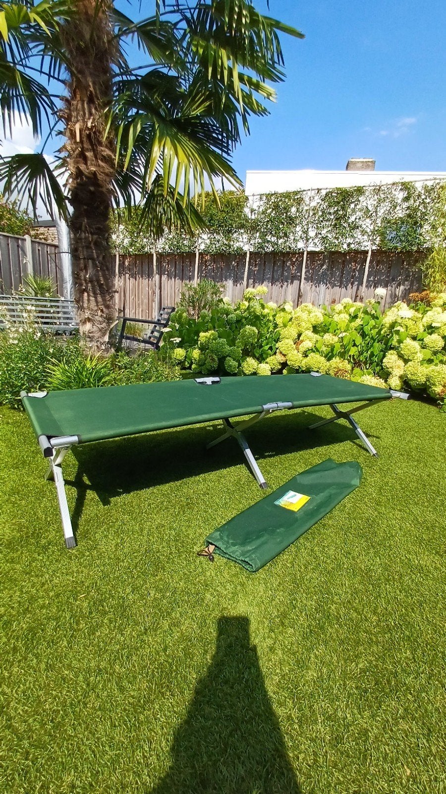 Veldbed - Ideaal voor Festival, Kamperen of Outdoor, Ophalen of Verzenden, Zo goed als nieuw