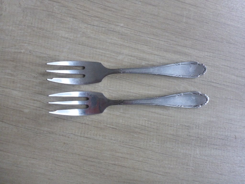 2 gebakvorkjes, gero zilmeta model 517, Huis en Inrichting, Gero, Gebaksvork, Los bestek, Ophalen of Verzenden
