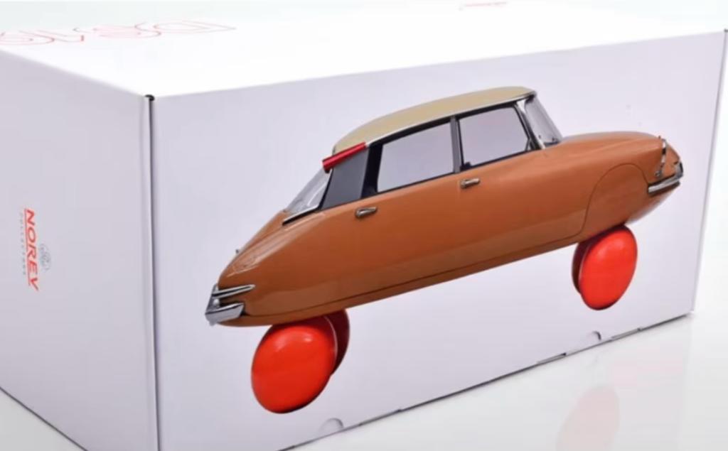 CITROEN DS 19 op 4 ballen 1959 schaal 1/12 NOREV ref. 121567, Verzenden, Nieuw, 1:9 t/m 1:12, Auto