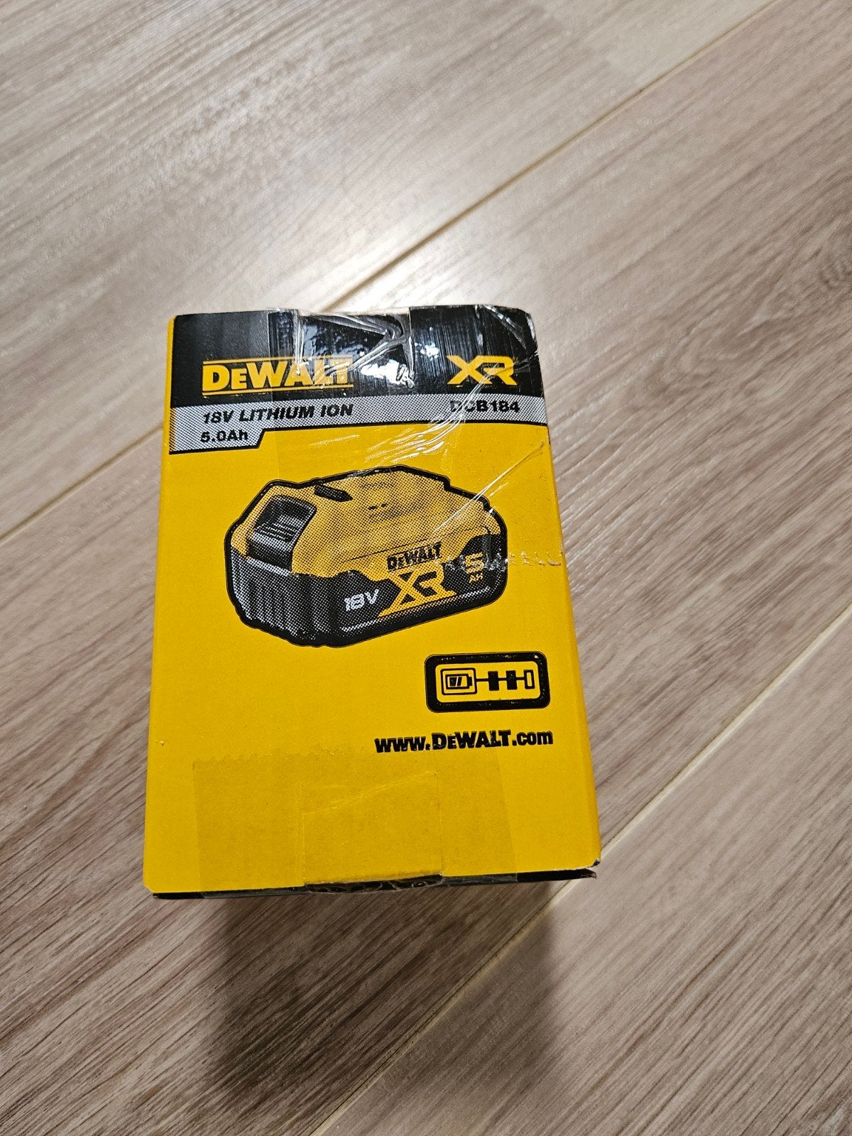 DeWalt Accu 18V 5.0Ah DCB184 - Nieuw in doos, Ophalen of Verzenden, Nieuw