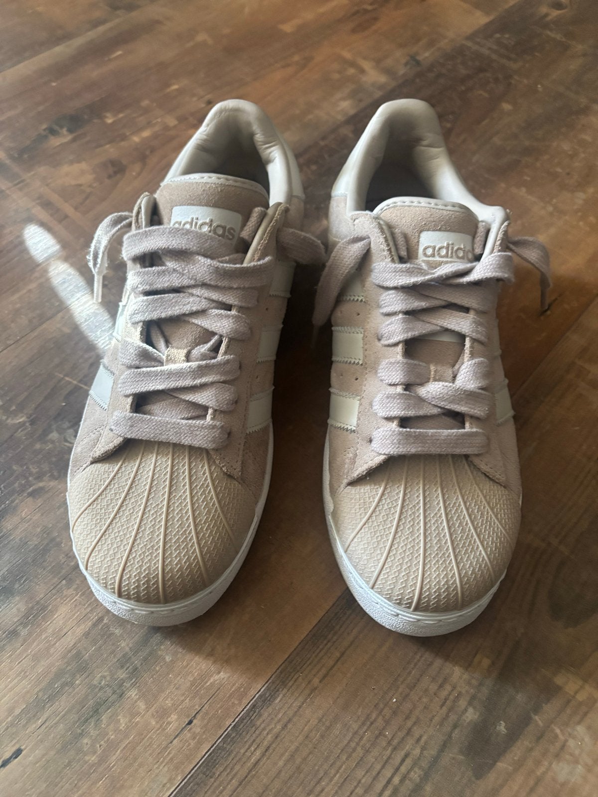 Adidas gympen crème/wit maat 40, Ophalen of Verzenden, Gedragen, Wit, Sneakers of Gympen