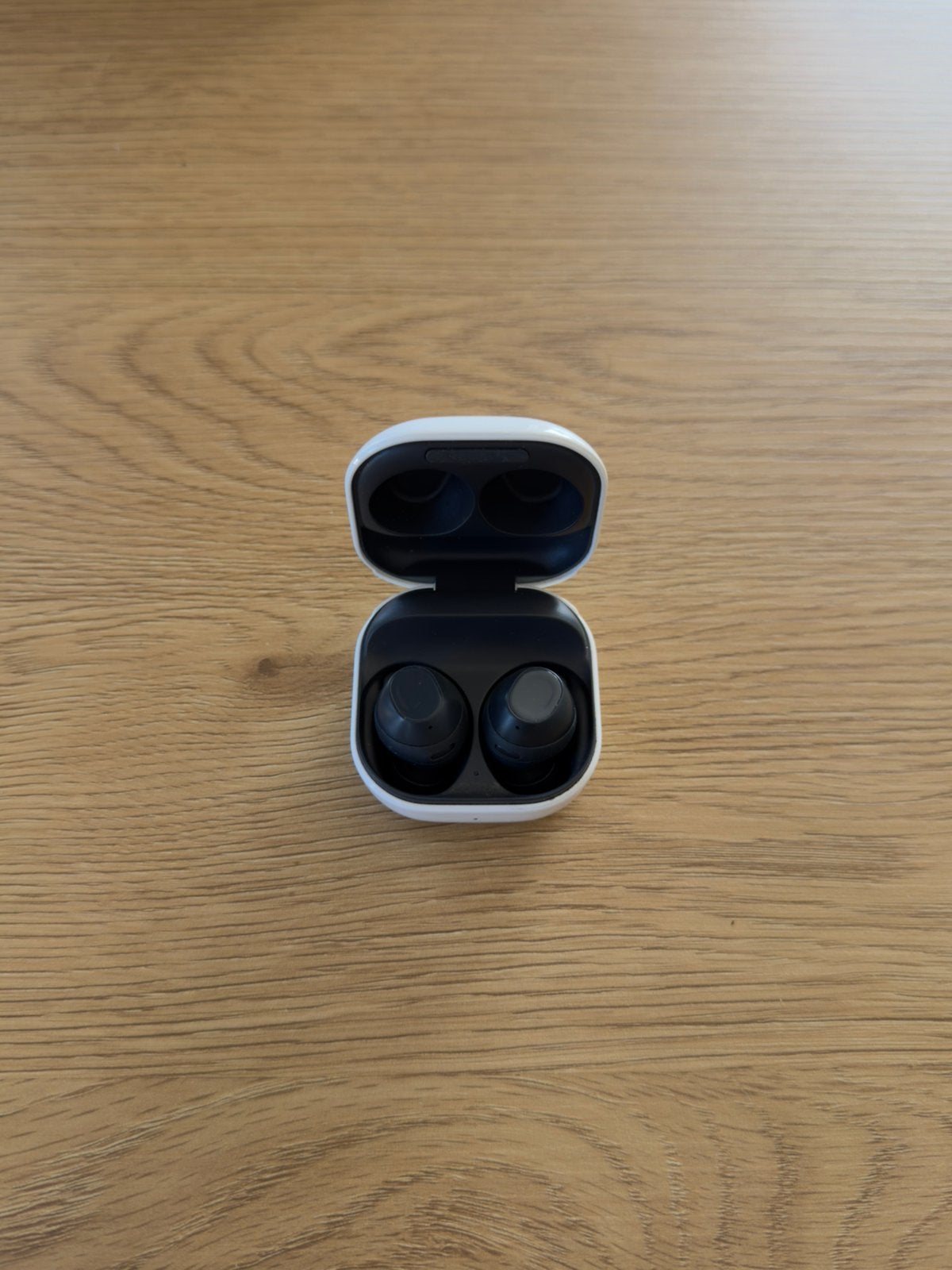 Samsung Galaxy Buds FE - linker niet goed hoorbaar