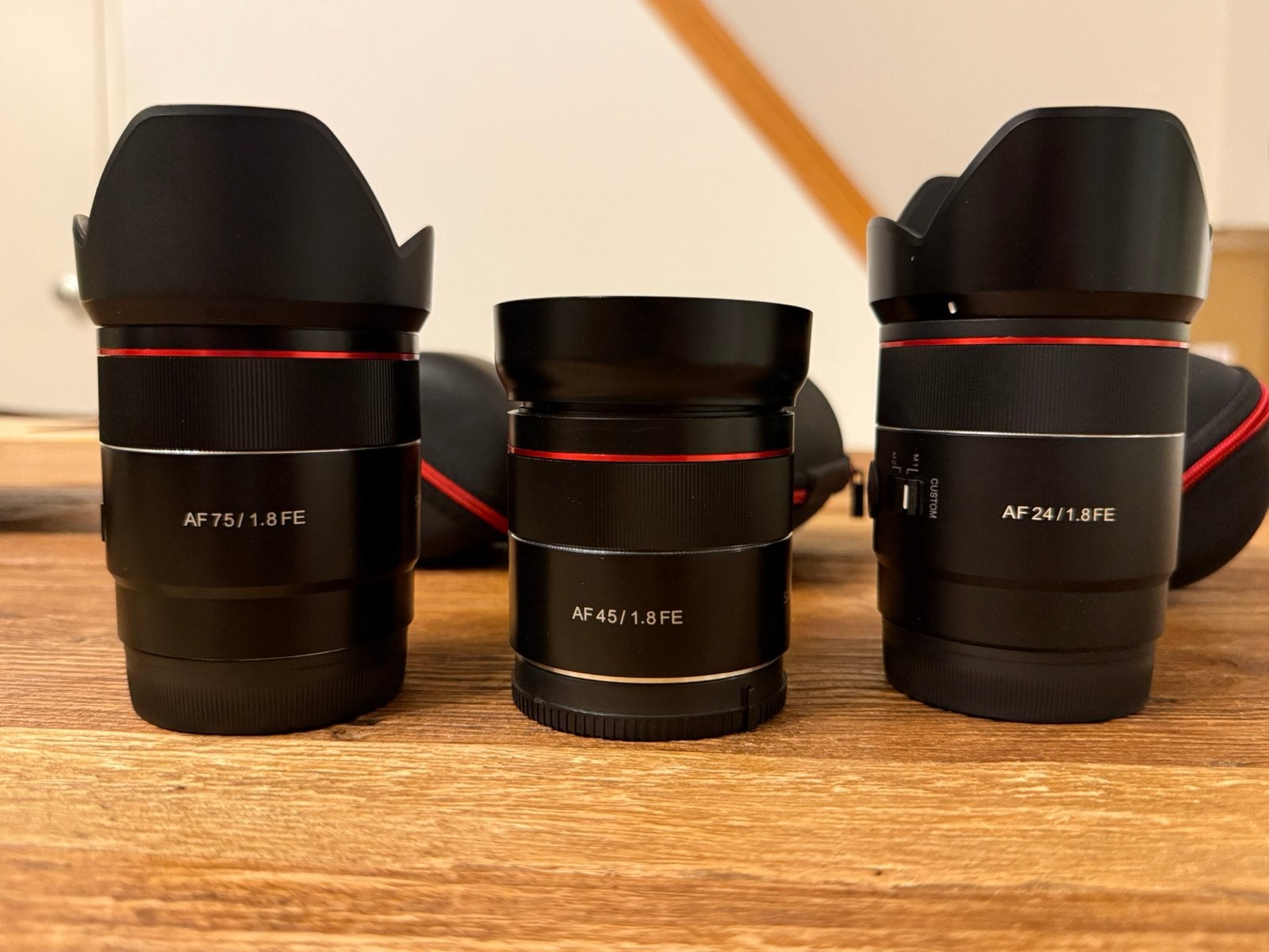 Samyang primes 45/f1.8 75/f1.8 E-Mount! Los of Samen, Audio, Tv en Foto, Ophalen of Verzenden, Zo goed als nieuw, Groothoeklens