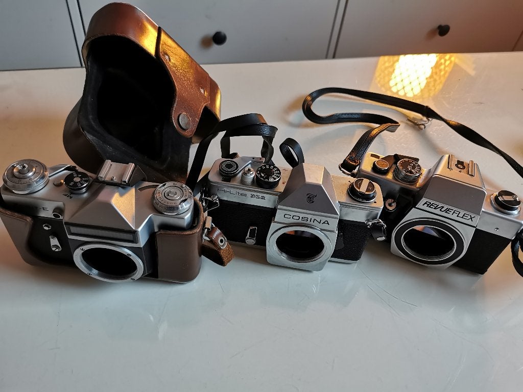 3x analoge camera - m42 - Zenit / Cosina / Revueflex, Audio, Tv en Foto, Fotocamera's Analoog, Ophalen of Verzenden, Gebruikt