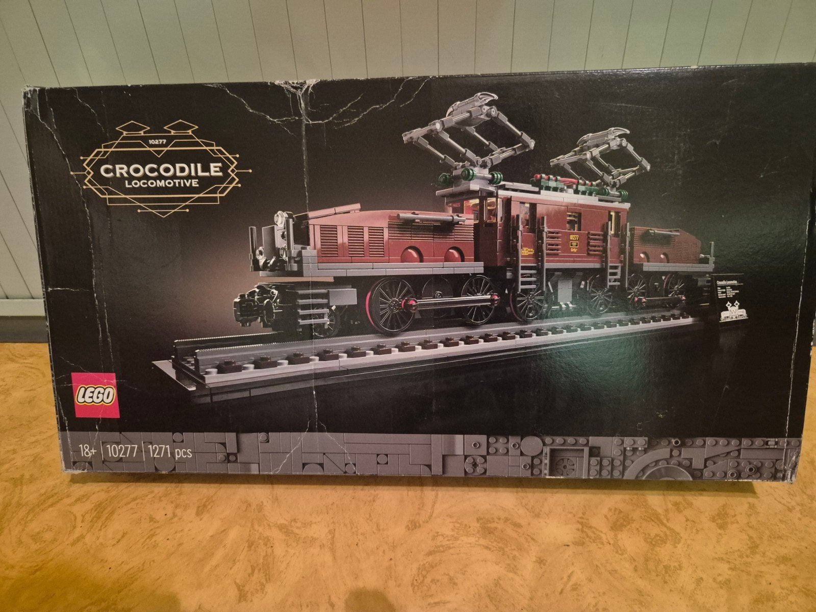 LEGO Crocodile Locomotief 10277, Ophalen