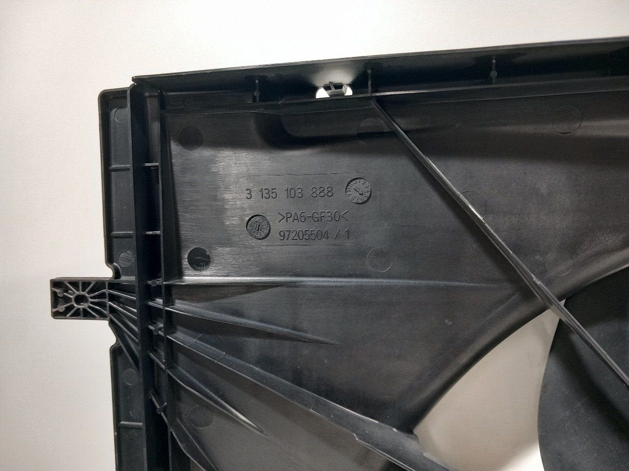 Koelventilator Mercedes-Benz Vito, Onderdelen@venauto.nl, Van der Ven Autorecycling B.V., Gebruikt, Ettenseweg 76, 4706 PB Roosendaal, The Netherlands