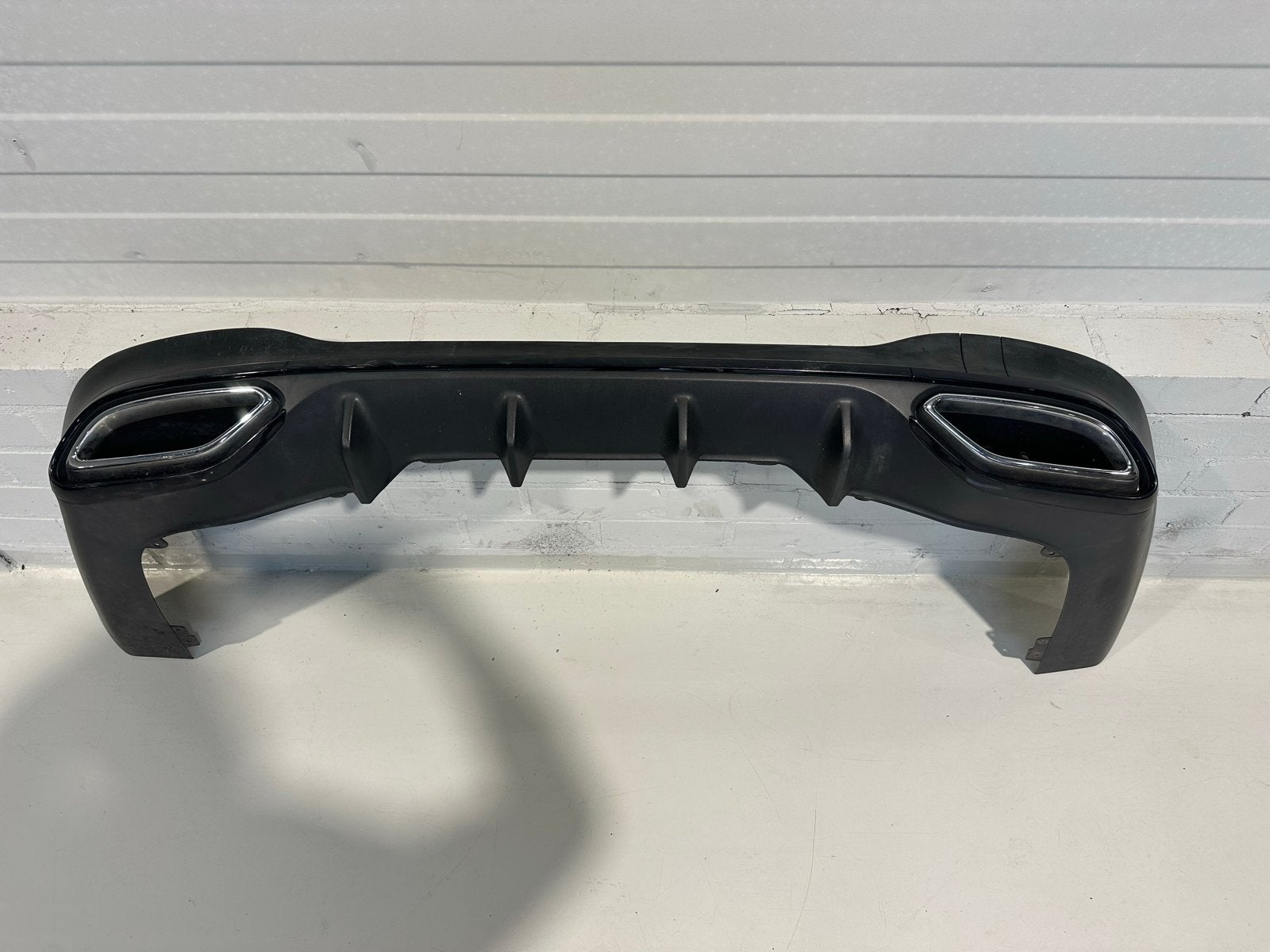 Originele Mercedes CLA AMG diffuser C118 (2019-heden), Auto-onderdelen, Carrosserie en Plaatwerk, Ophalen, Gebruikt, Voor, Mercedes-Benz