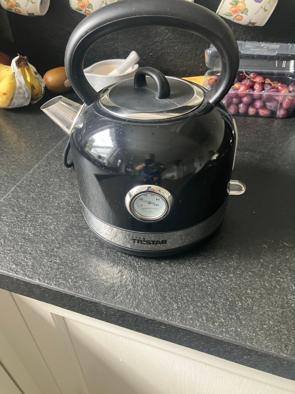 Tristar Retro Waterkoker Zwart - 1.7L - WK-3398, 1 tot 2 liter, Ophalen of Verzenden, Gebruikt, Draadloos