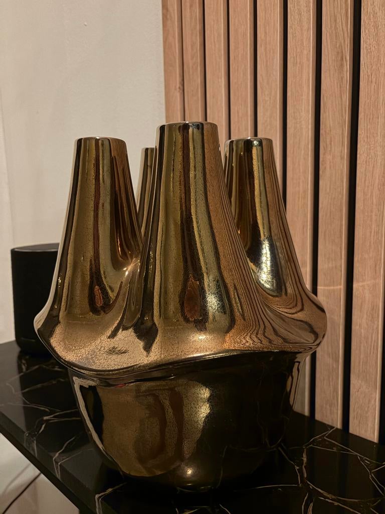 Gouden tulpenvaas, Huis en Inrichting, Woonaccessoires | Vazen, Ophalen, Overige materialen, Overige kleuren, 50 tot 75 cm