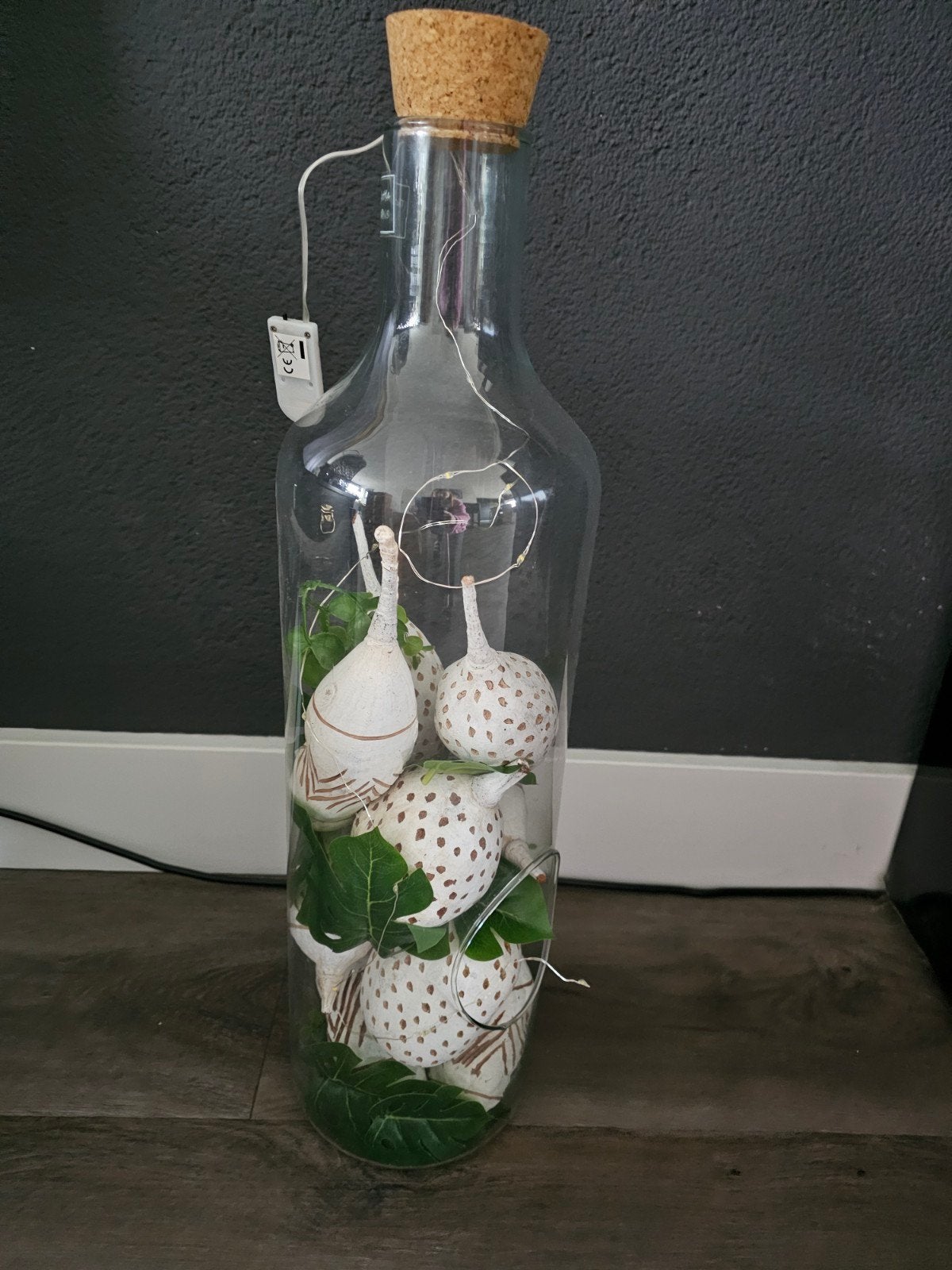 mooie grote decoratieve fles met decoratie h 56 cm, Ophalen, Zo goed als nieuw, Hout