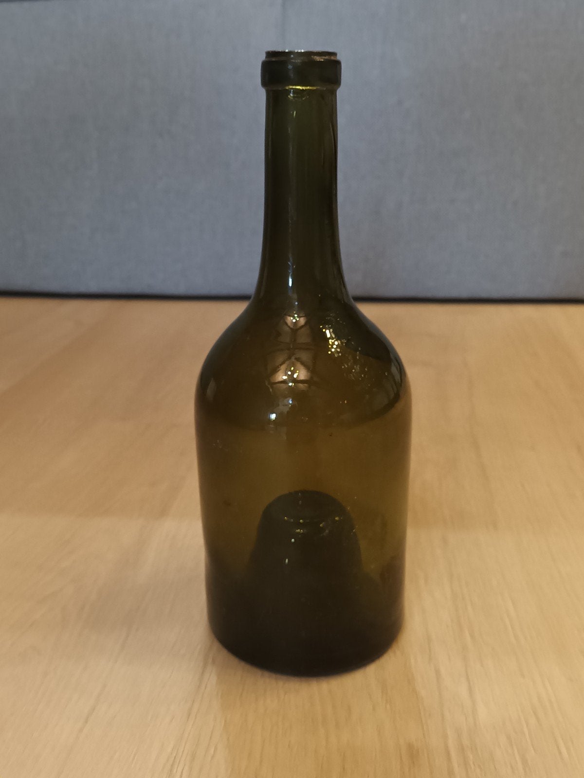 Antieke groene glazen fles, Ophalen of Verzenden