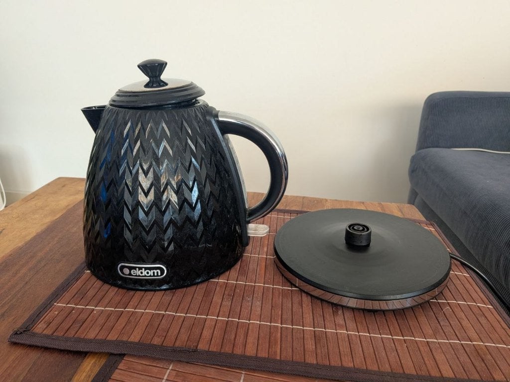 Waterkoker Retro - ELDOM - Zwart Glans - 1.7 Liter, Witgoed en Apparatuur, Waterkokers, 1 tot 2 liter, Ophalen of Verzenden, Gebruikt