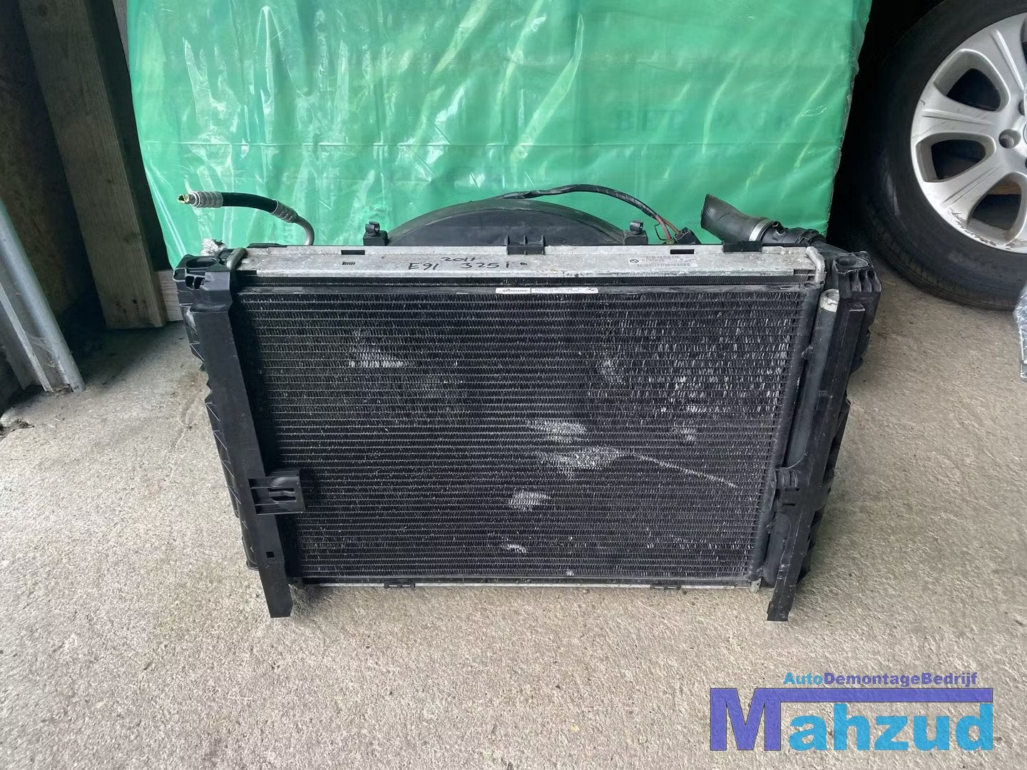 BMW E90 E91 325I Koelerset koelpakket koelerpakket compleet, Petuelring 130
80788  Munich, DE, Gebruikt, Info@bmw.de, Ophalen of Verzenden