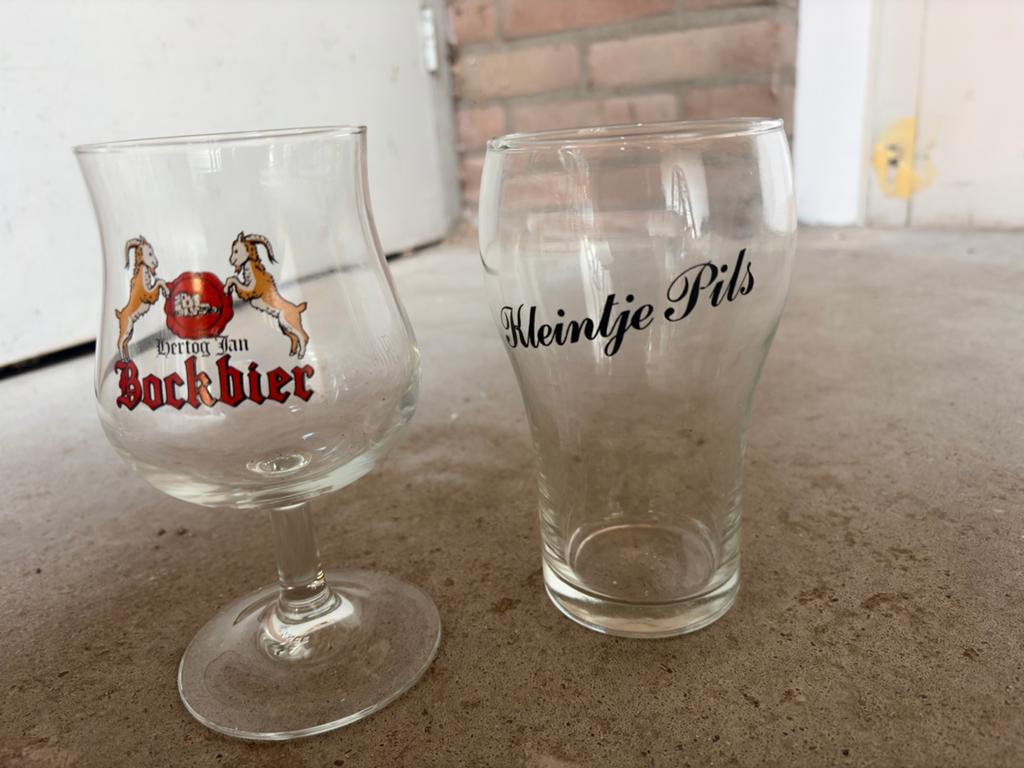 bierglazen: Hertog Jan Bockbier & Kleintje Pils, Ophalen