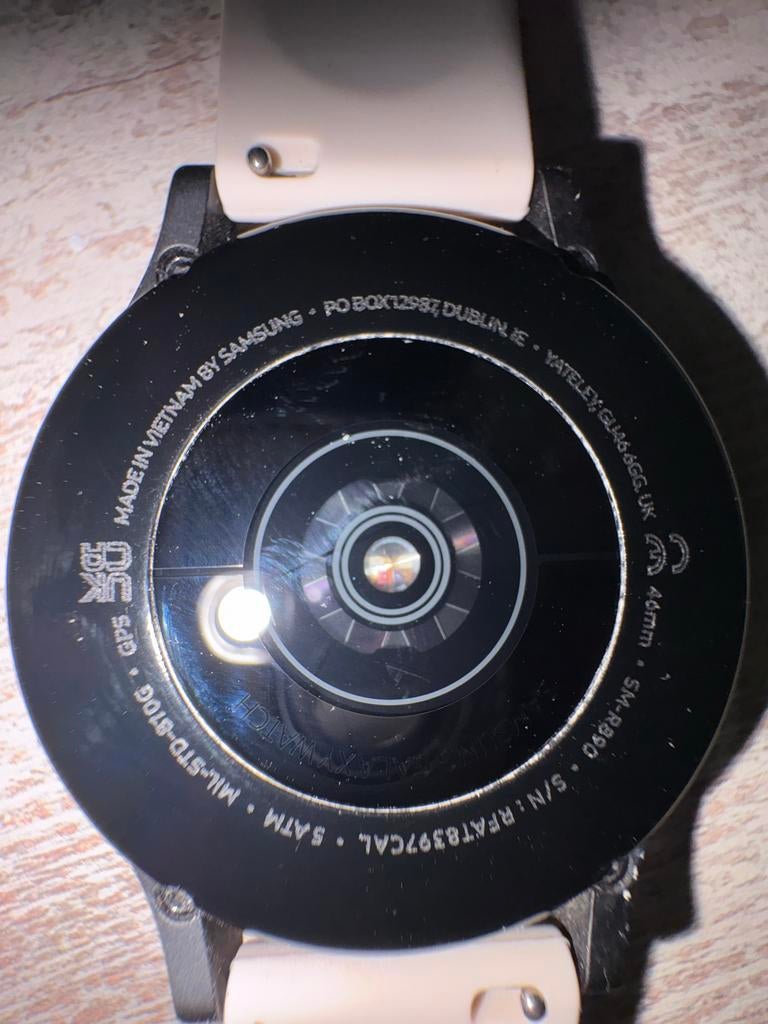 Samsung Galaxy Watch 4 Classic 46mm met extra bandjes, Sieraden, Tassen en Uiterlijk, Smartwatches, Ophalen, Zwart, Zo goed als nieuw