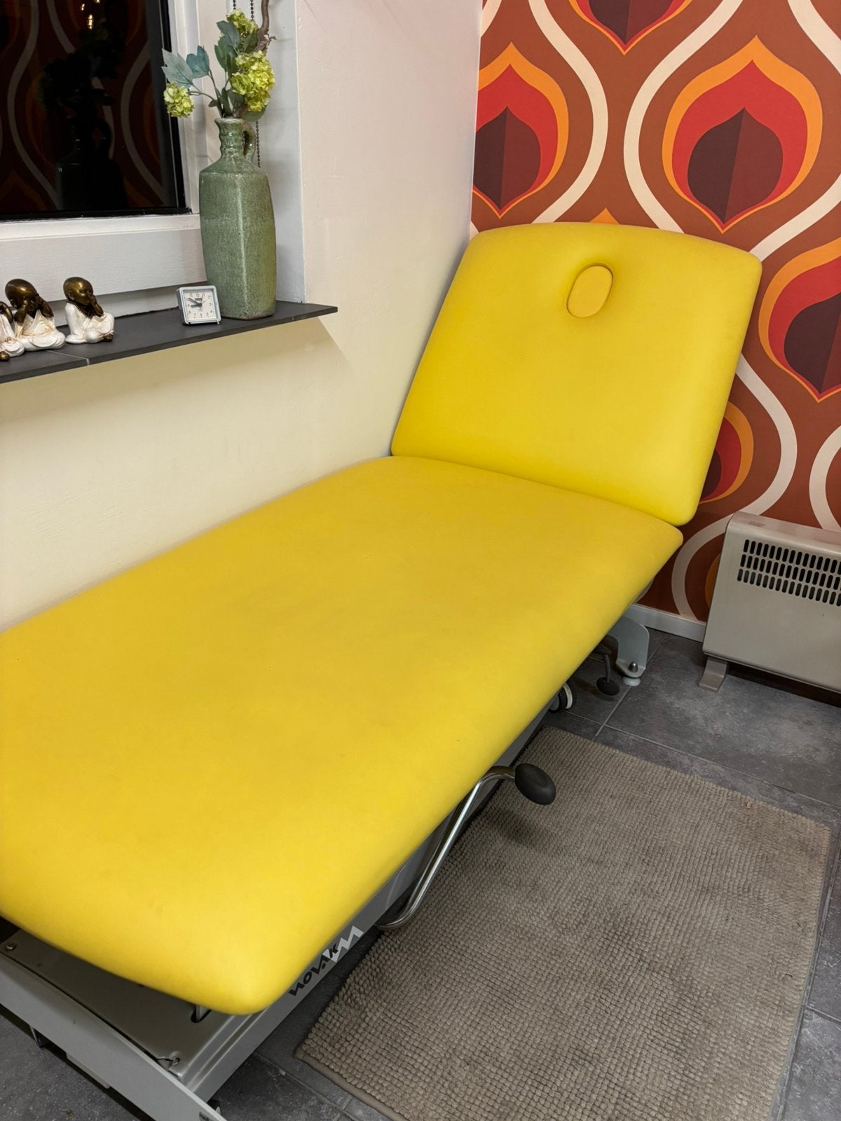 Massagetafel novak, Ophalen, Zo goed als nieuw, Massagetafel