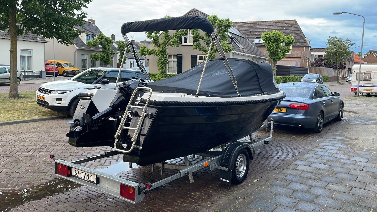 Valory 555 sloep 50pk, Ophalen of Verzenden, Zo goed als nieuw, Trailer