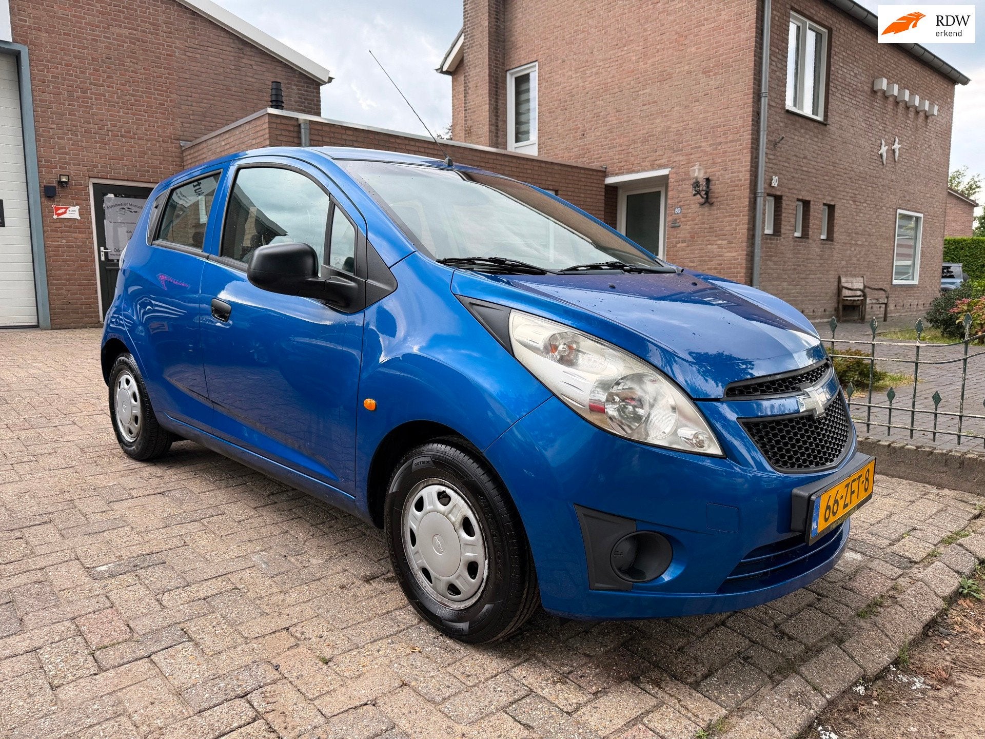Chevrolet Spark 1.0 16V LS *NIEUWE APK*, Auto's, Chevrolet, Voorwielaandrijving, Multifunctioneel stuurwiel, Gebruikt, 4 cilinders