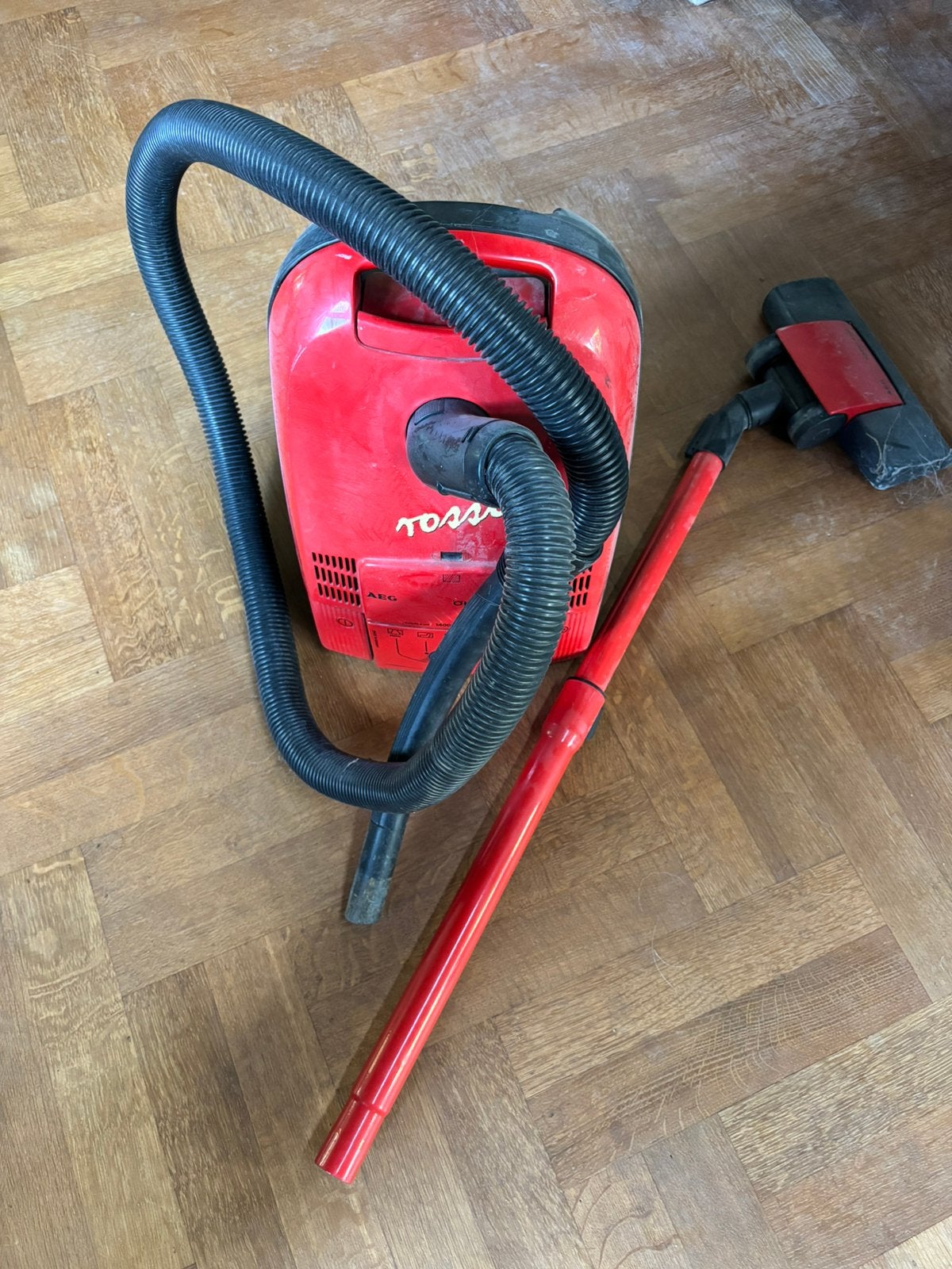 Aeg stofzuiger, Gebruikt, Minder dan 1200 watt, AEG, Ophalen