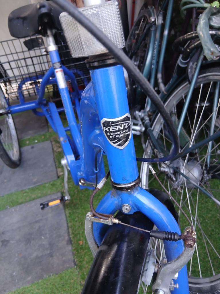 Blauwe grote kenda driewieler fiets met mand, Ophalen of Verzenden, Kenda, 59 cm of meer, Schijfrem