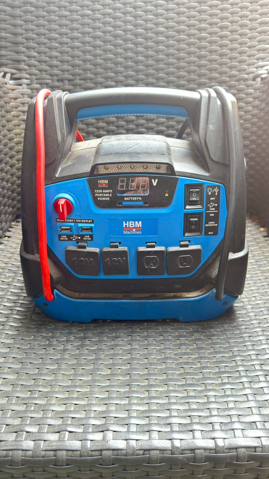 Hbm jumpstarter startbooster zgan, Ophalen, Zo goed als nieuw