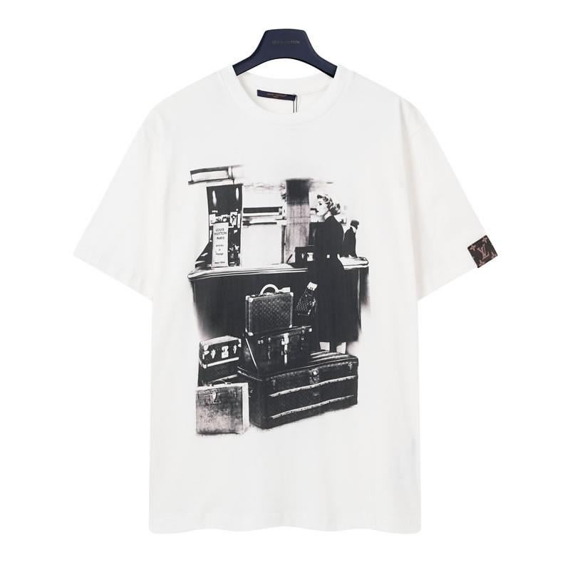 Louis Vuitton T-shirt met print - Maat M, Maat 48/50 (M), Wit, Ophalen of Verzenden, Zo goed als nieuw
