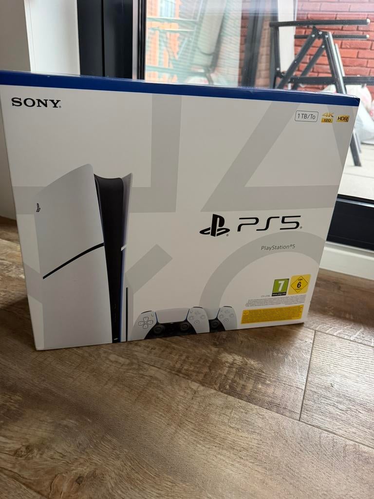 Sony PlayStation Slim Disc Edition Extra Controller NEW, Ophalen of Verzenden, Nieuw, Playstation 5