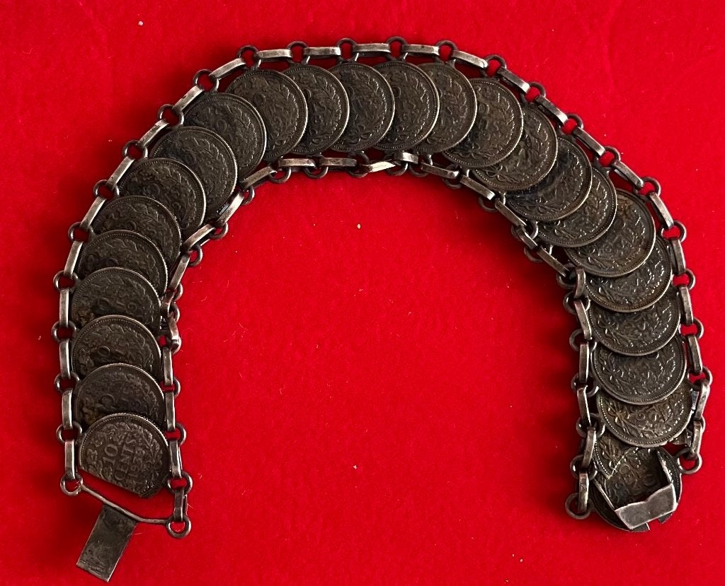 armband met 25 dubbeltjes Wilhelmina Opgestoken Haar, Postzegels en Munten, Munten | Nederland, Ophalen, Setje, Zilver, 10 cent