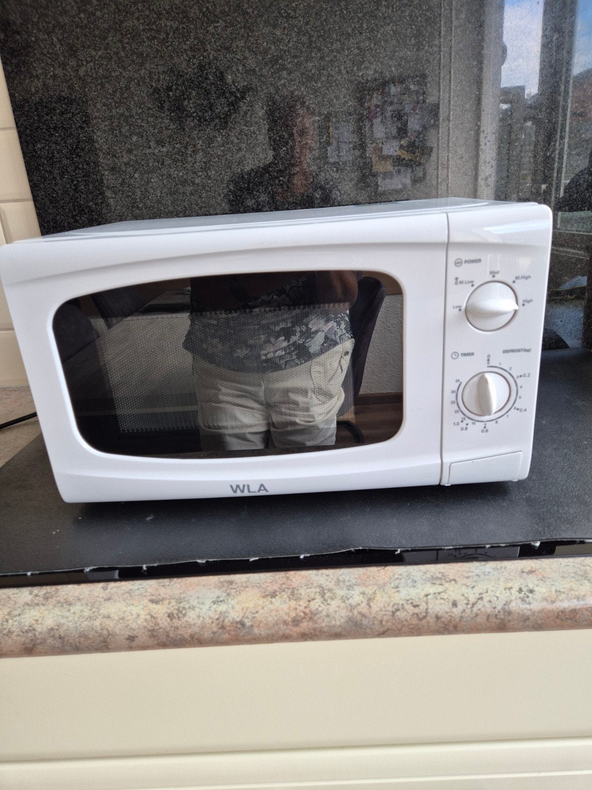 WLA MS720W Magnetron - 700W, Wit, Gebruikt, Gebruikt, Minder dan 45 cm, Ophalen of Verzenden, Magnetron