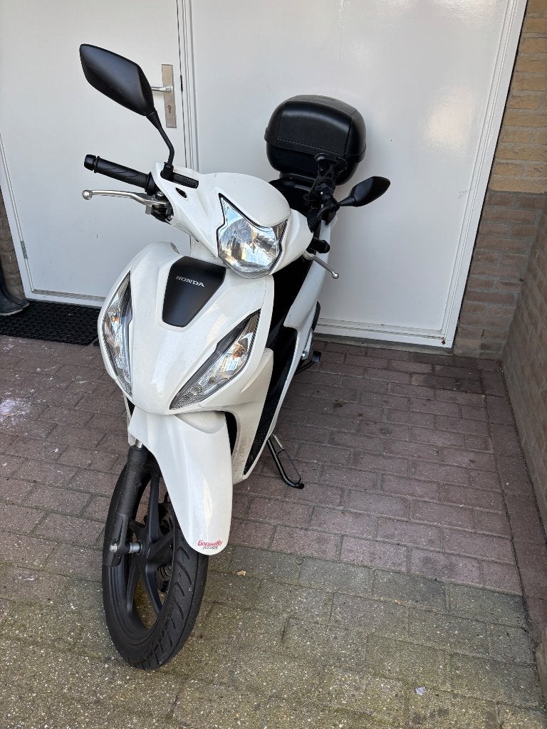 Motorscooter, Occasion, Particulier, 11 kW of minder, Automaat