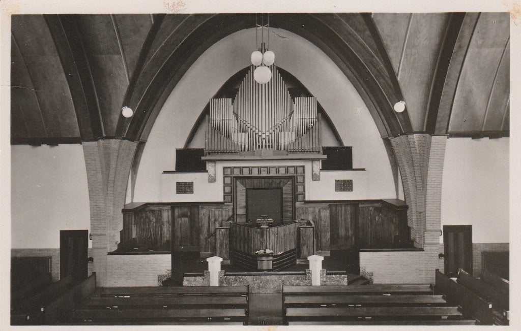 Sliedrecht    interieur v/d Geref Kerk, Ophalen of Verzenden, 1940 tot 1960, Ongelopen, Zuid-Holland