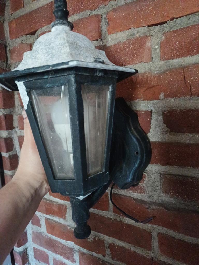 Buiten lamp of out eizer, Ophalen, Netvoeding, Minder dan 50 watt, Wandlamp