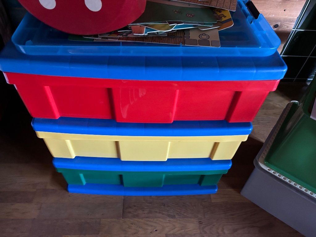 Plastic ladenkastje, Ophalen, Gebruikt