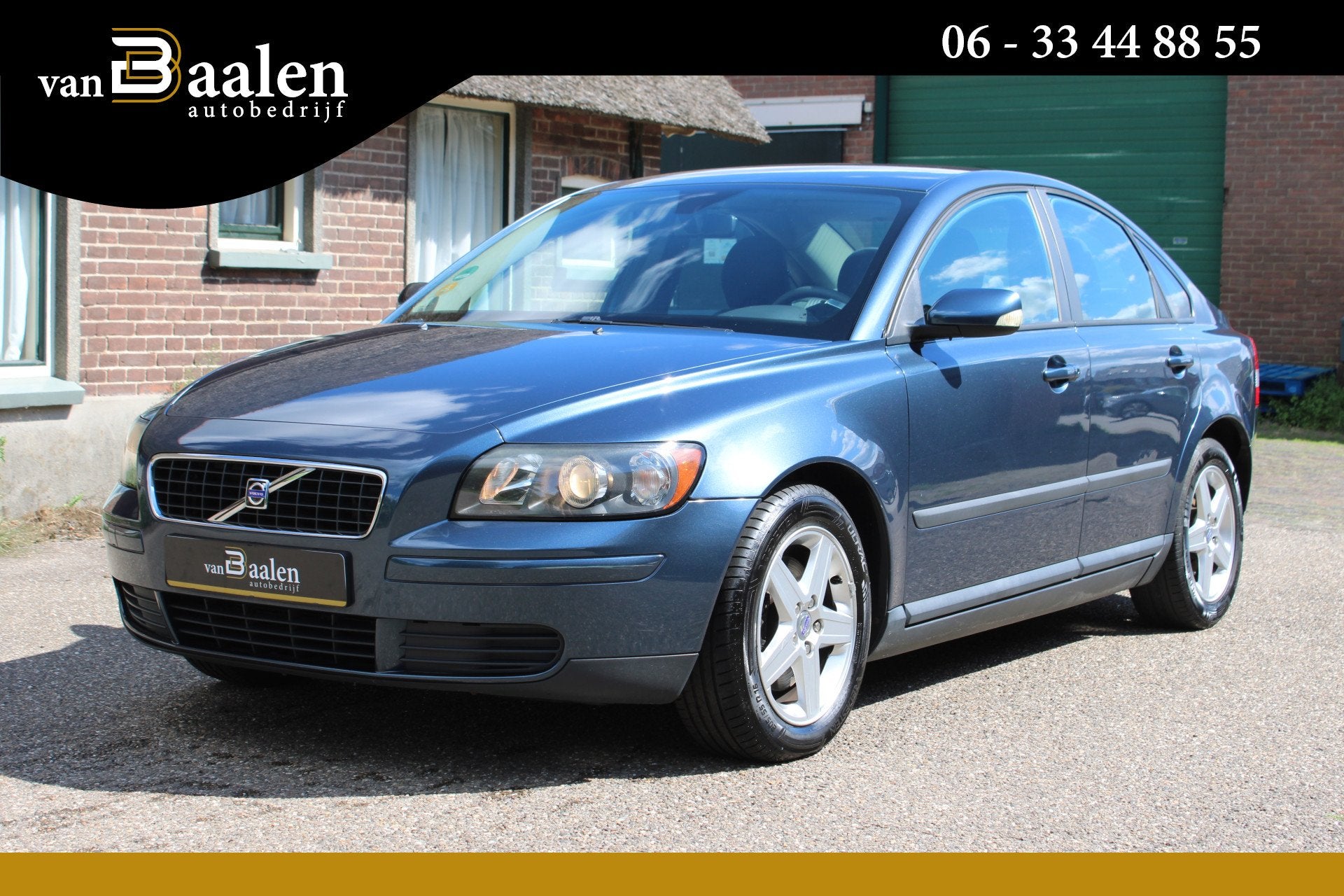 Volvo S40 2.4 KINETIC AUTOMAAT 140Pk AIRCO CRUISE TREKHAAK O, Auto's, Volvo, Stof, Gebruikt, Zwart, 700 kg