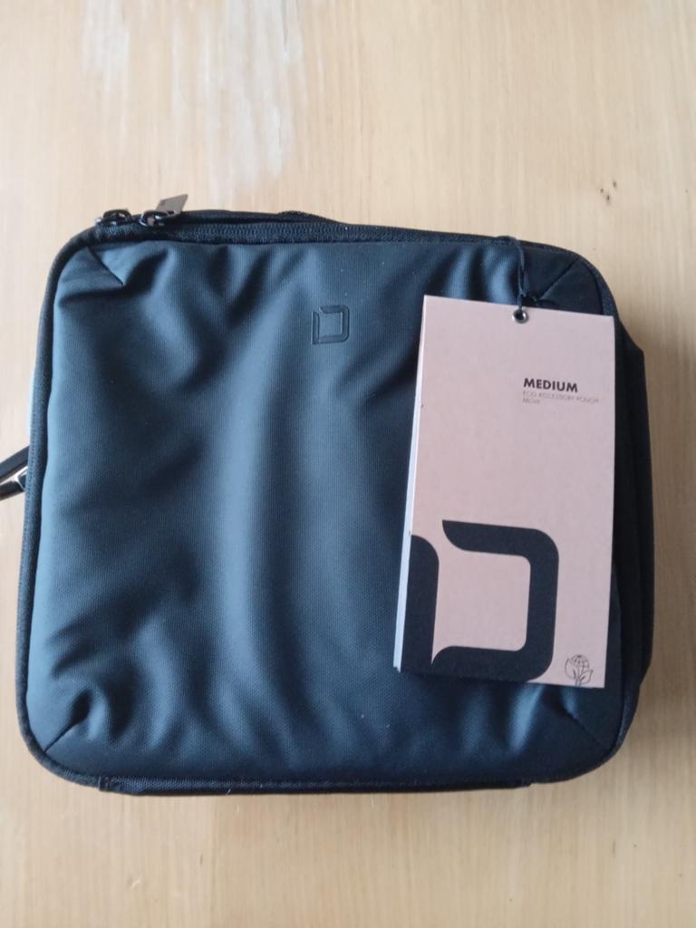 Dicota ECO MOVE Medium accessoire tas Microsoft Surface, RFID-bescherming, Overige typen, Nieuw, Ophalen of Verzenden