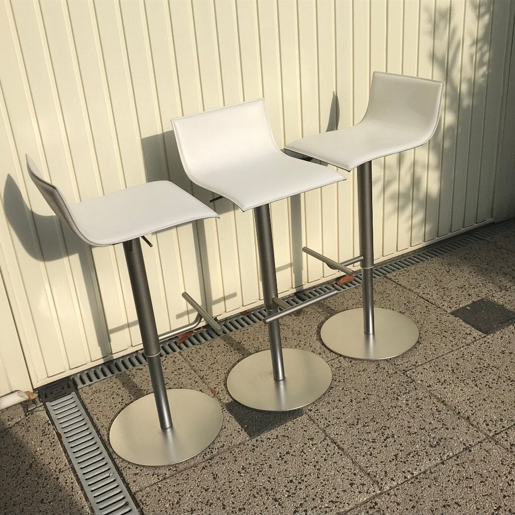 3 La Palma Lapalma Thin S24 barkruk kruk wit leer, Huis en Inrichting, Barkrukken, Ophalen, In hoogte verstelbaar, 60 tot 90 cm