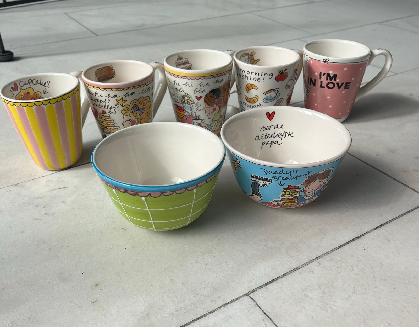 Blond Amsterdam servies: 5 mokken en 2 kommen, Keramiek, Ophalen of Verzenden, Zo goed als nieuw, Blond Amsterdam