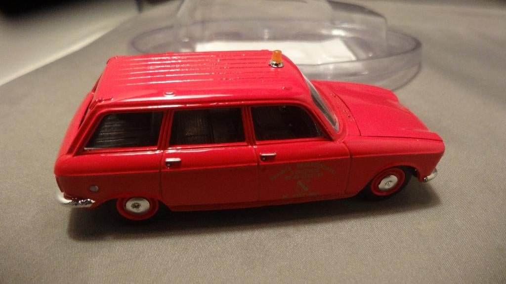 Solido Peugeot 204 Break brandweer 1:43, Hobby en Vrije tijd, Modelauto's | 1:43, Ophalen of Verzenden, Nieuw, Auto, Solido