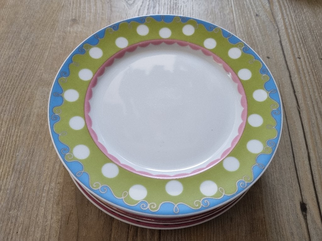 Oilily servies Douwe Egberts 7x Gebaksbordjes, Huis en Inrichting, Keuken | Servies, Ophalen of Verzenden, Zo goed als nieuw, Bord(en)