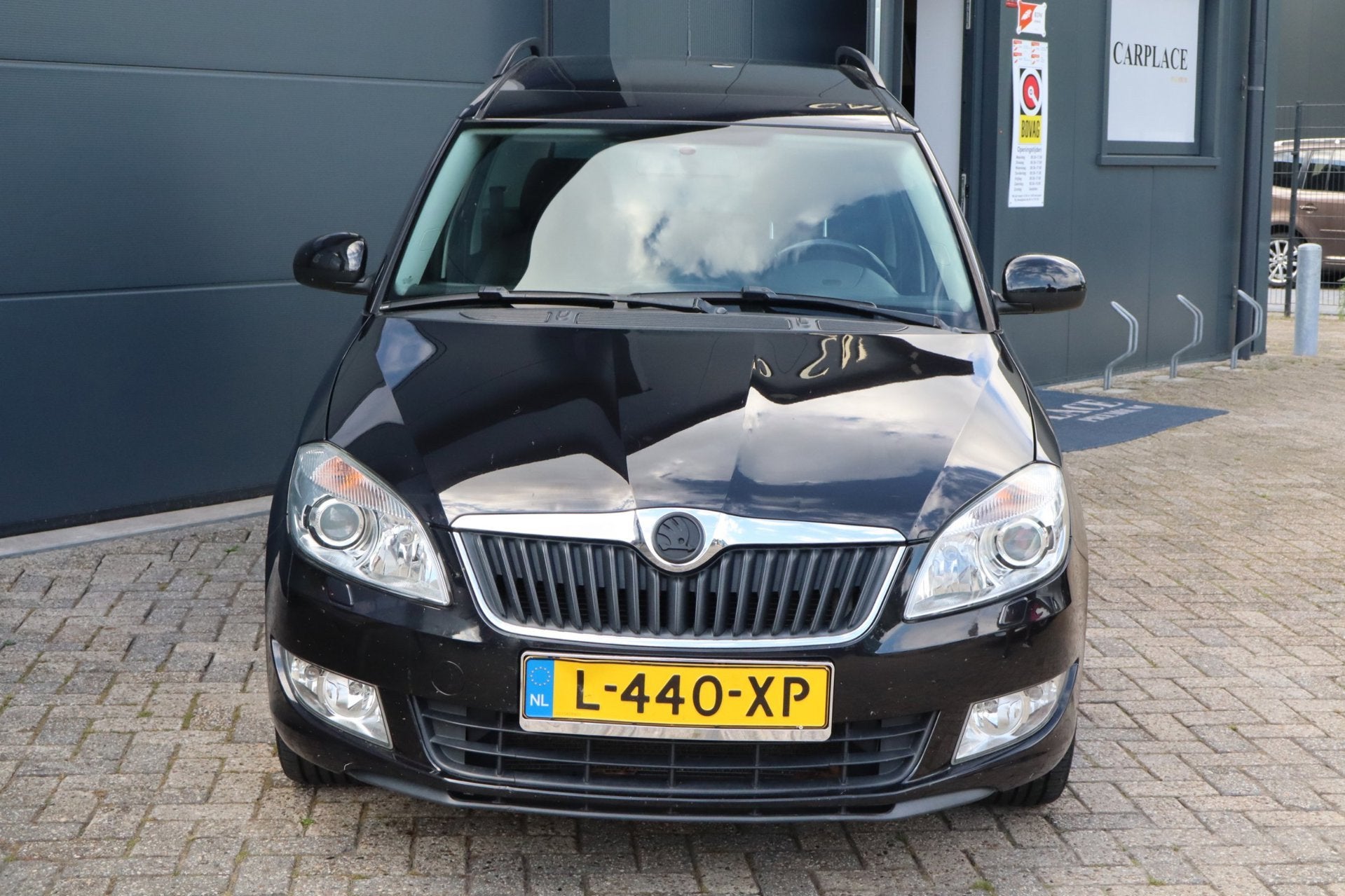 Skoda Roomster 1.2 TSI Ambition-Airco-Automaat, Auto's, 4 cilinders, Roomster, Zwart, Bedrijf