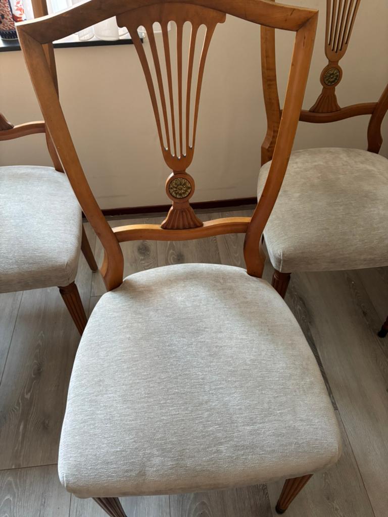4 antieke eetkamer stoelen, Ophalen