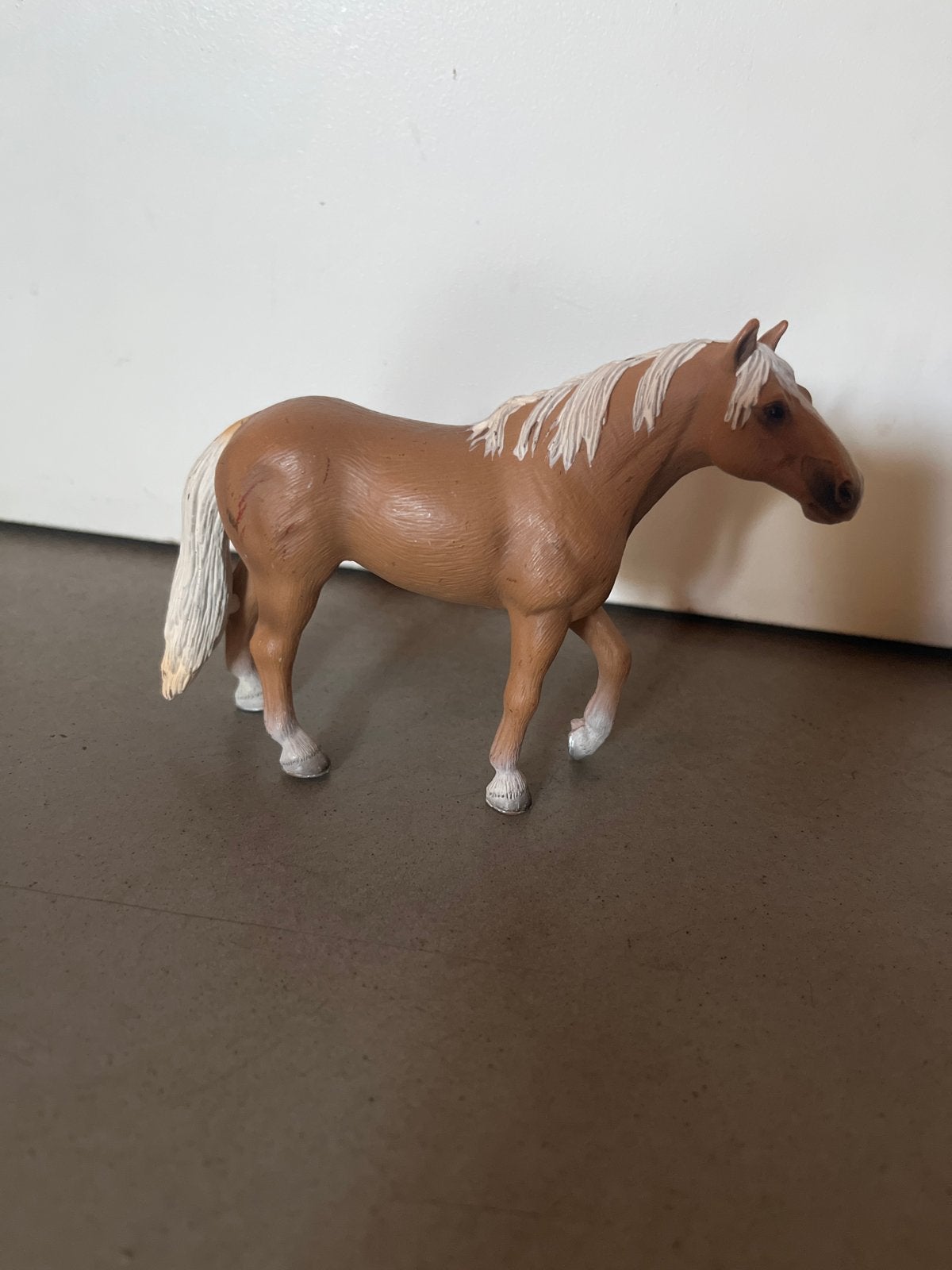 Schleich paard speelfiguur - Palomino merrie, Ophalen of Verzenden, Gebruikt, Jongen of Meisje