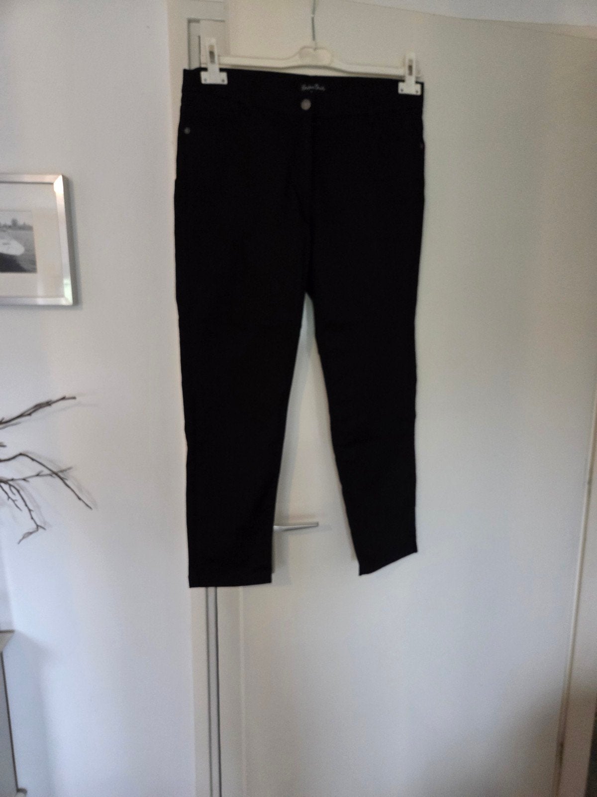 Gafair Jeans Capri Zwarte Broek Maat 44, Verzenden, Zwart, Maat 42/44 (L), Zo goed als nieuw