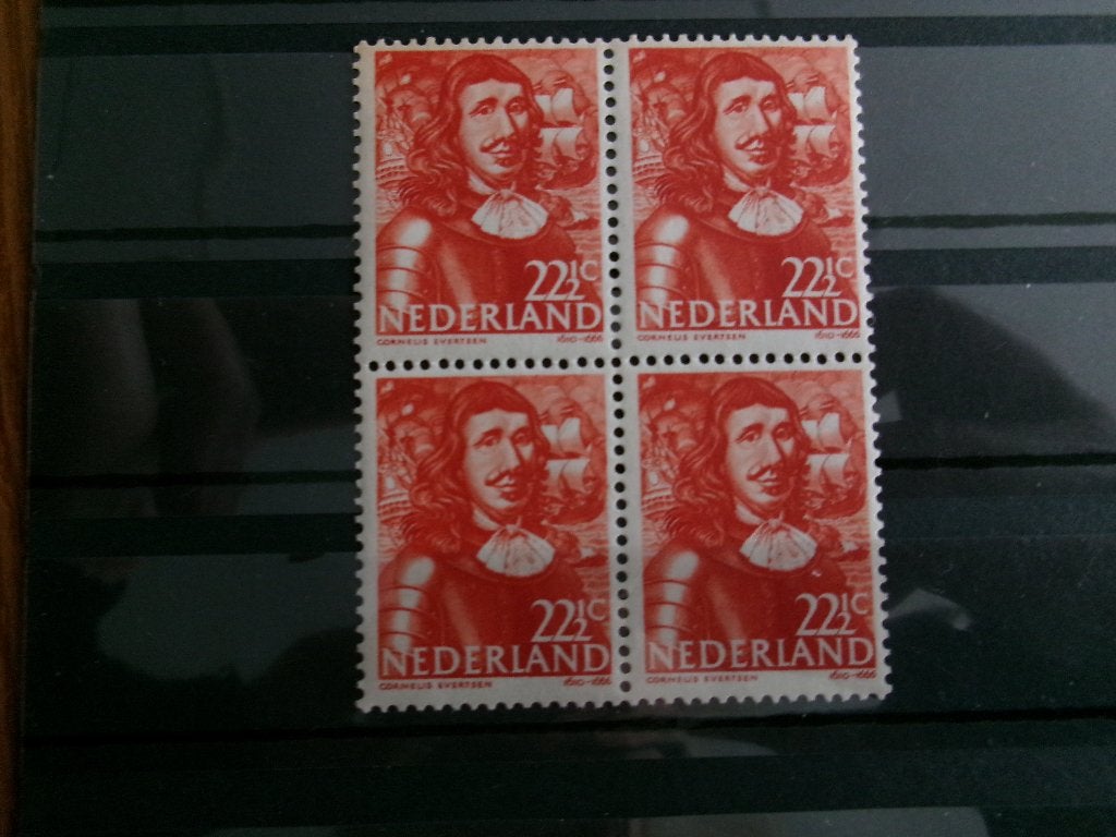 1943 - blok zeeheld corneles evertsen (681e), Postzegels en Munten, Verzenden, Postfris