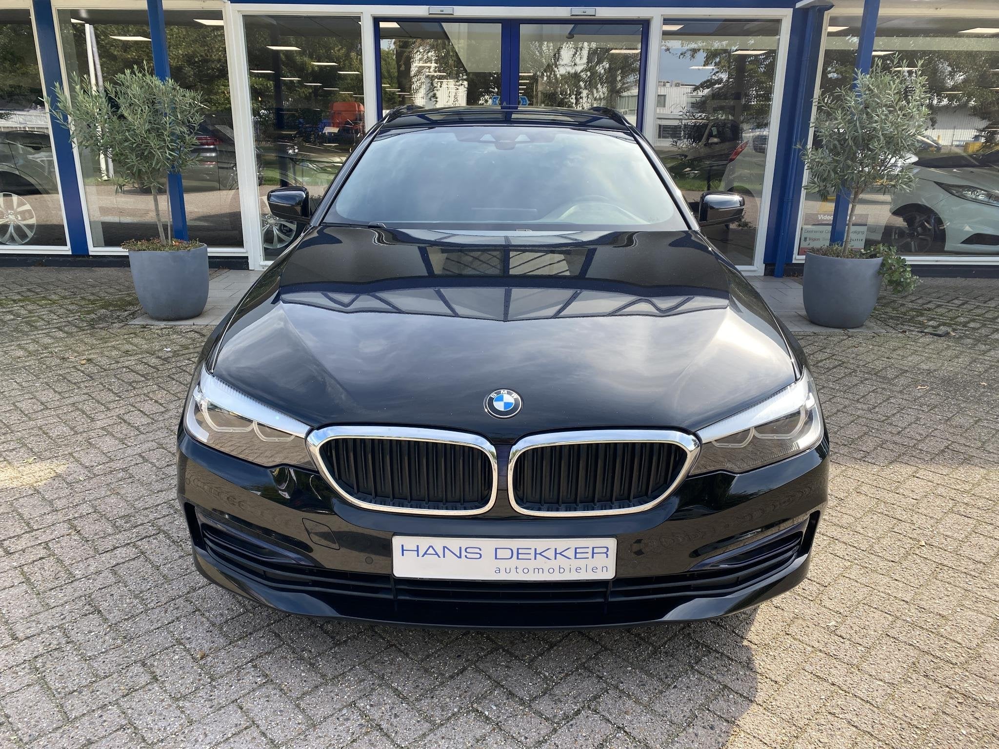 BMW 5-serie Touring 520i Corporate Lease Executive Elek trek, Automaat, 1998 cc, Achterwielaandrijving, Euro 6